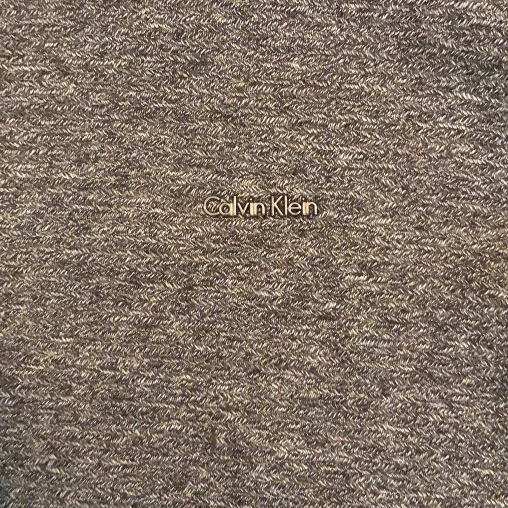 Calvin Klein - Picture 2 of 2